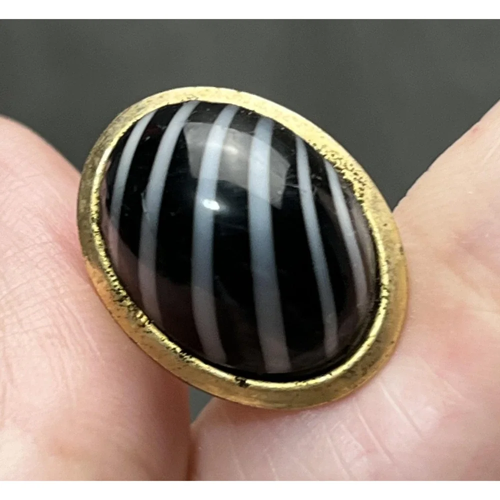 Black White Stripe Oval‎ Cufflinks Mens Gold Tone Domed Cabochon Classic